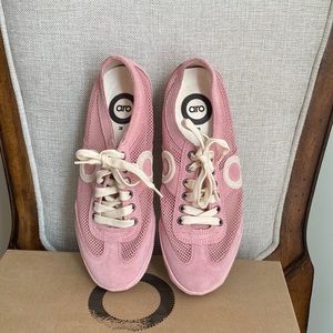 Women’s aro 38 Joaneta mesh/leather shoe in pink.